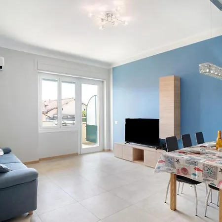 Ariston - Casino - Private Parking Glamour 1 * 圣雷默