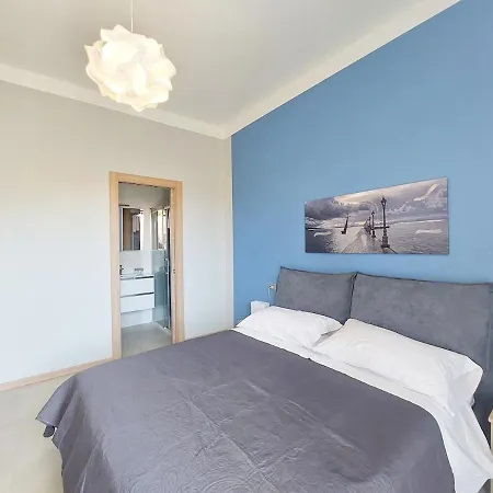 Ariston - Casino - Private Parking Glamour 1